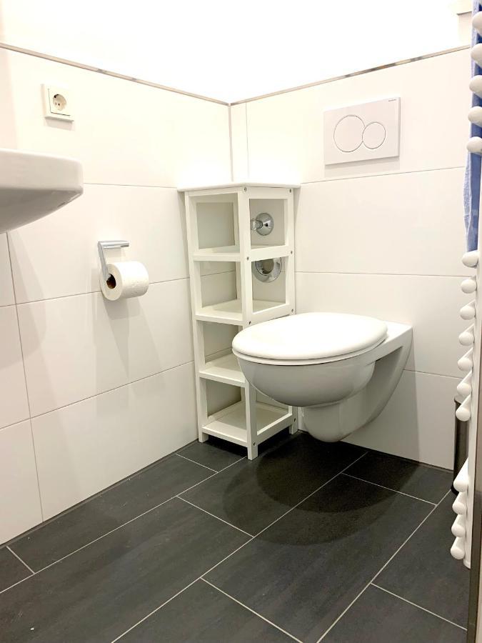 Alles Komplett - 2 Schlafzimmer, Grosse Kueche, Bad Colonia Exterior foto