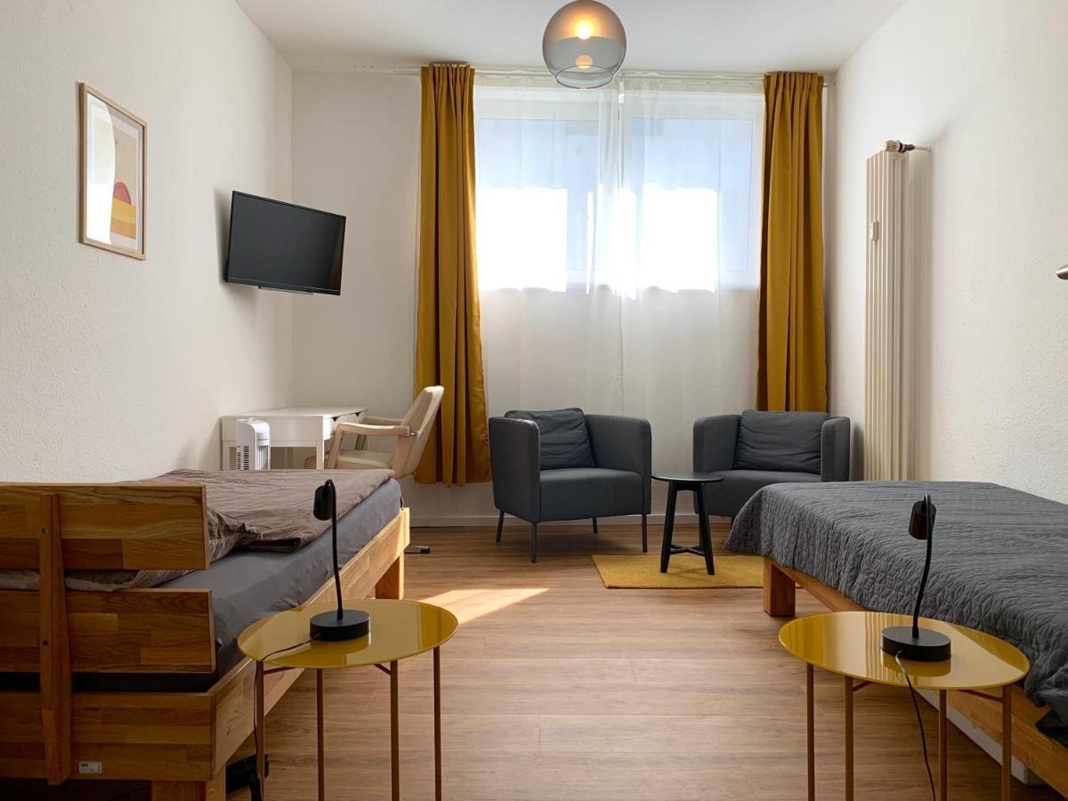 Alles Komplett - 2 Schlafzimmer, Grosse Kueche, Bad Colonia Exterior foto
